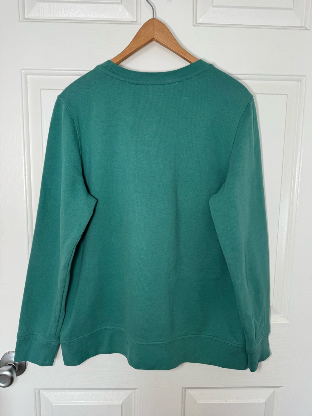 L.L. Bean Men's Teal Green Crewneck Sweatshirt with White Script Logo - Picture 3 of 6